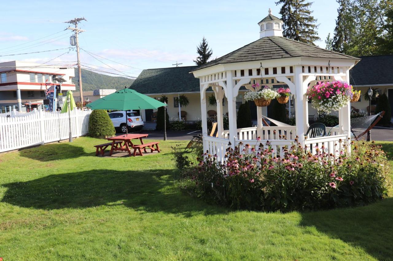 The Heritage Of Lake George Exterior photo