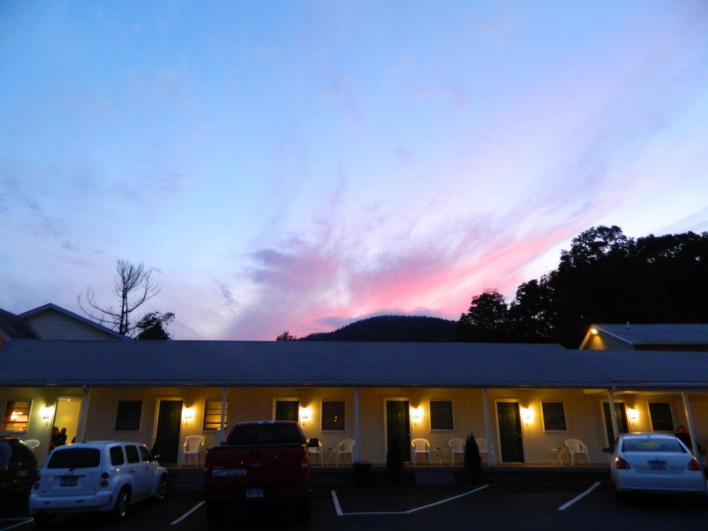 The Heritage Of Lake George Exterior photo