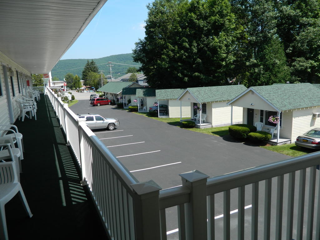 The Heritage Of Lake George Exterior photo